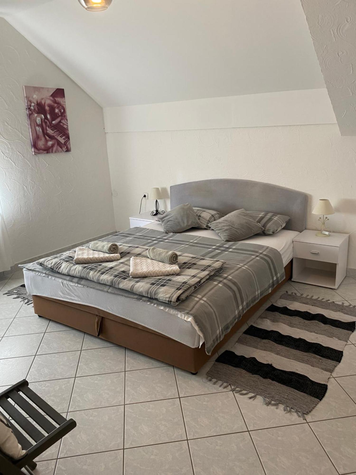 Guesthouse Magdalena Раковица Екстериор снимка